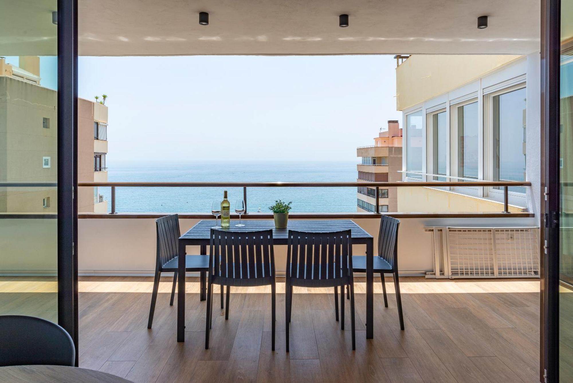 Playamar Waterfront Exclusive Apartment And Views Tower 2 Fl 14 Torremolinos Exterior photo